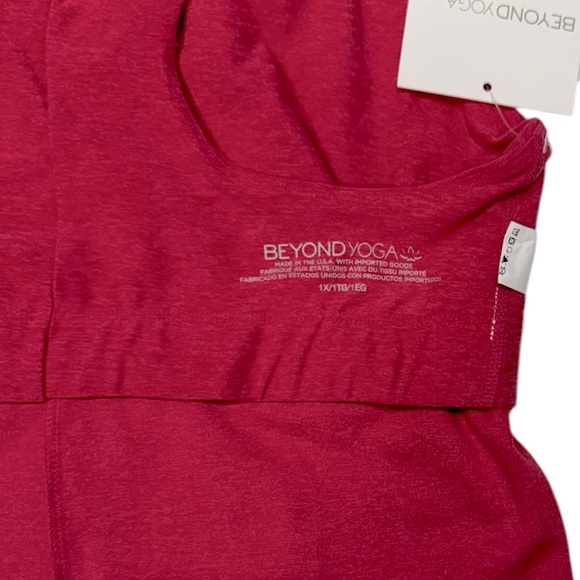 BEYOND YOGA Crop Sport Bra Activewear Yoga Pilates Pink NWT 1X - Picture 10 of 12